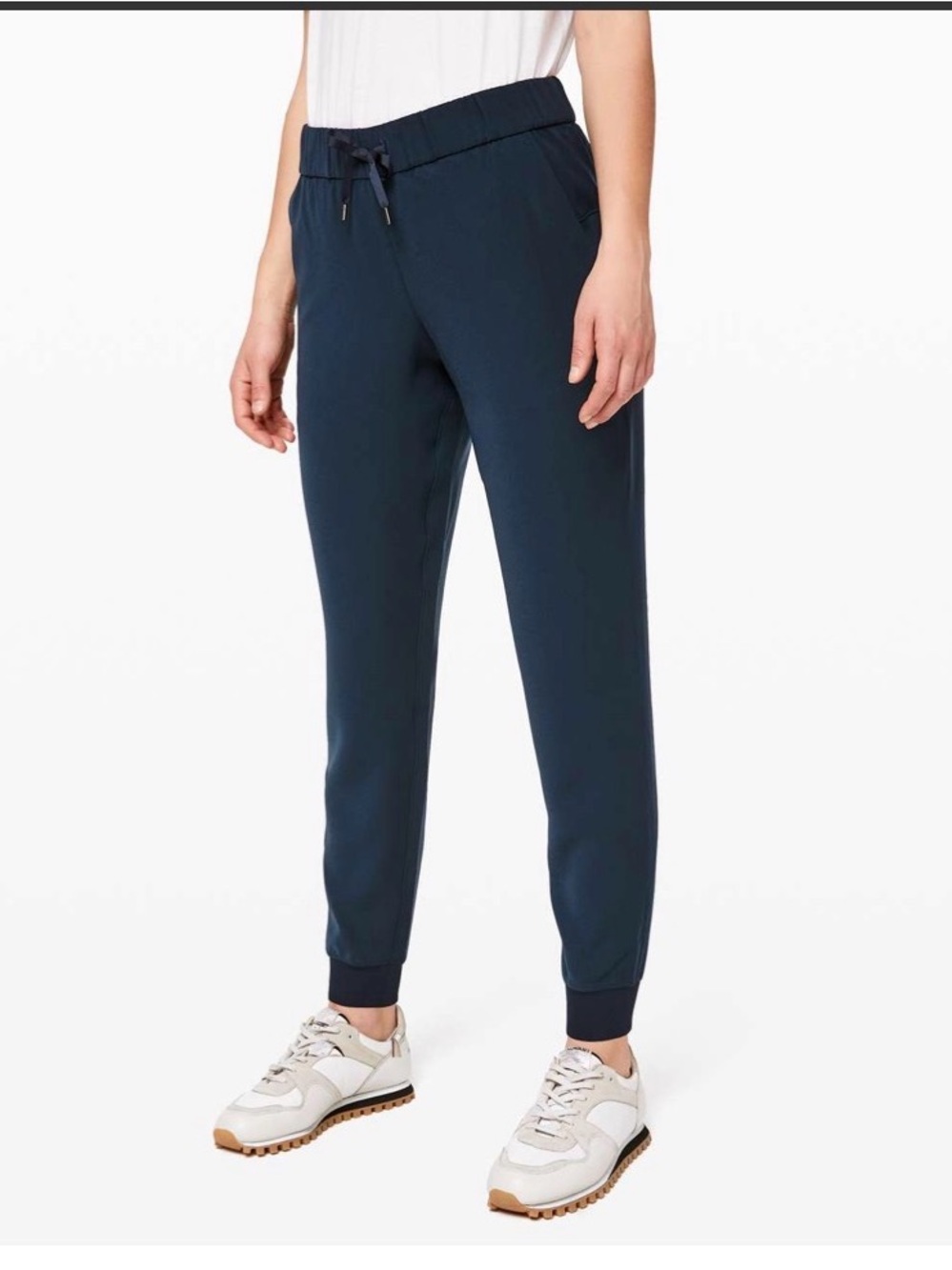 Lululemon On The Fly Jogger True Navy Travel Woven Pants Size 4 28”